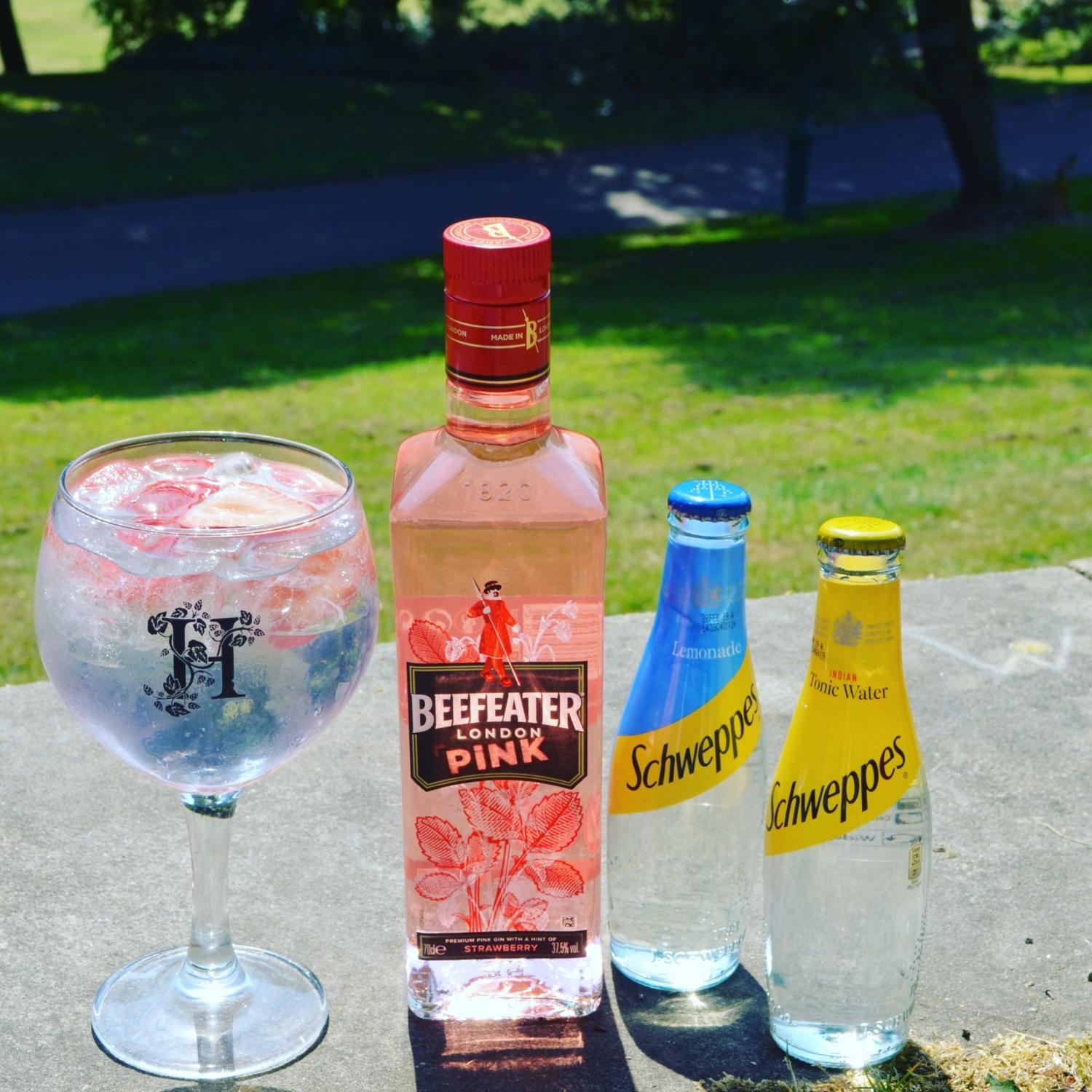 4 Pink British Gins To Put The Wow in Your Wimbledon Hogarths Gin
